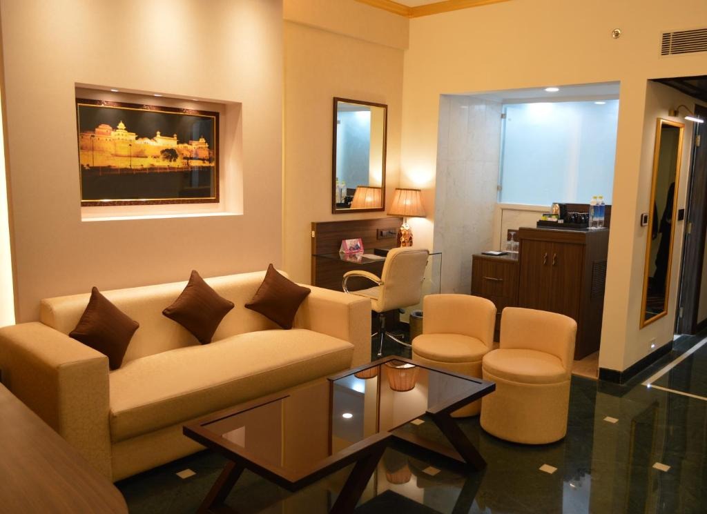 هتل کلارکز شیراز هند